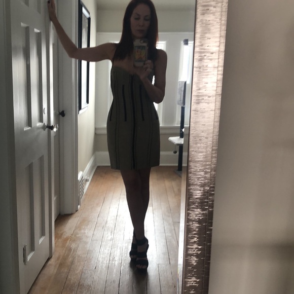 Uber sexy body con dress G.V.G.V size 2 - Picture 5 of 11